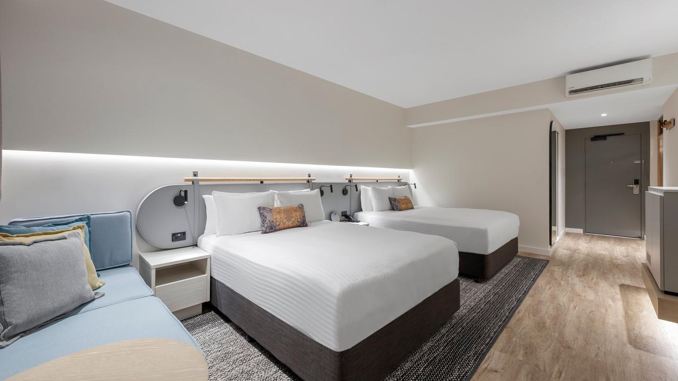 كراون بلازا هوكيسبوري فالاي باي آيتش جي