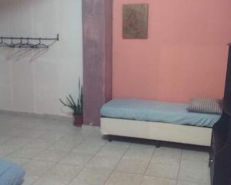Suite with office in Guarulhos - Guarulhos - Bedroom