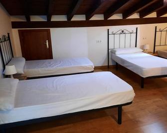 La Casa de Mi Abuela - Aldeanueva del Camino - Habitación