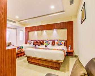 Fabhotel Azure Park - Chandapura - Bedroom