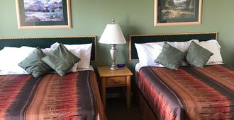 Green Gables Inn - Cody - Bedroom