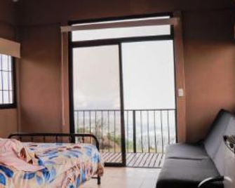 Cabañas la Montañuela - Cartago