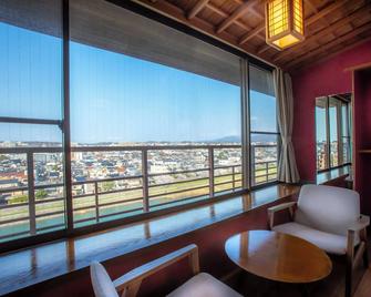 Yuyaruru Saisai - Kanazawa - Balcony
