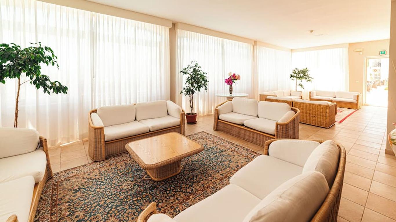 Hotel Degli Aranci