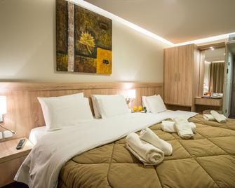 Argo Hotel Piraeus - Piraeus - חדר שינה