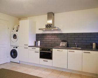 Harlingen Garden Apartment - Harlingen - Cocina
