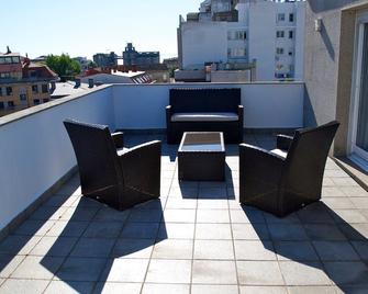 Hotel Vigo Plaza - Vigo - Balcony