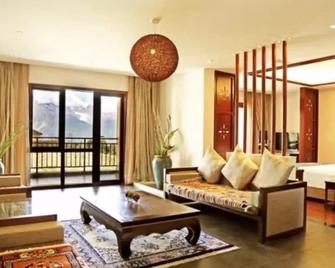 High mountain resort Meri - Dêqên - Sala de estar