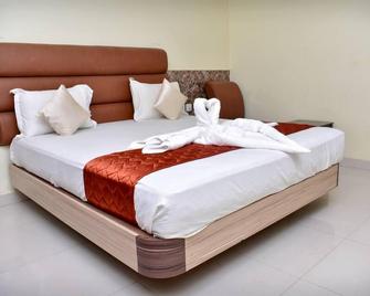 Ark Inn Residency - Kumbakonam - Bedroom