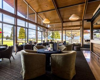 Distinction Te Anau Hotel & Villas - טה אנאו - טרקלין