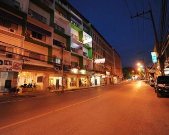 S2S Queen Trang Hotel - Trang
