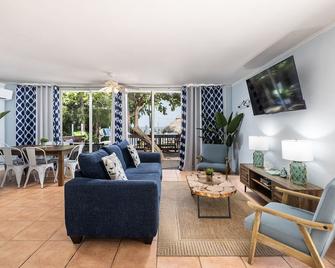 La Jolla Resort - Islamorada - Phòng khách