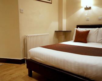 La Gaffe - Bed and Breakfast - London - Bedroom