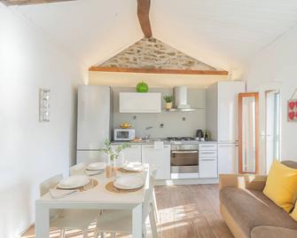 The Green Nest by Lake Como by Rent All Como - Blevio - Kitchen