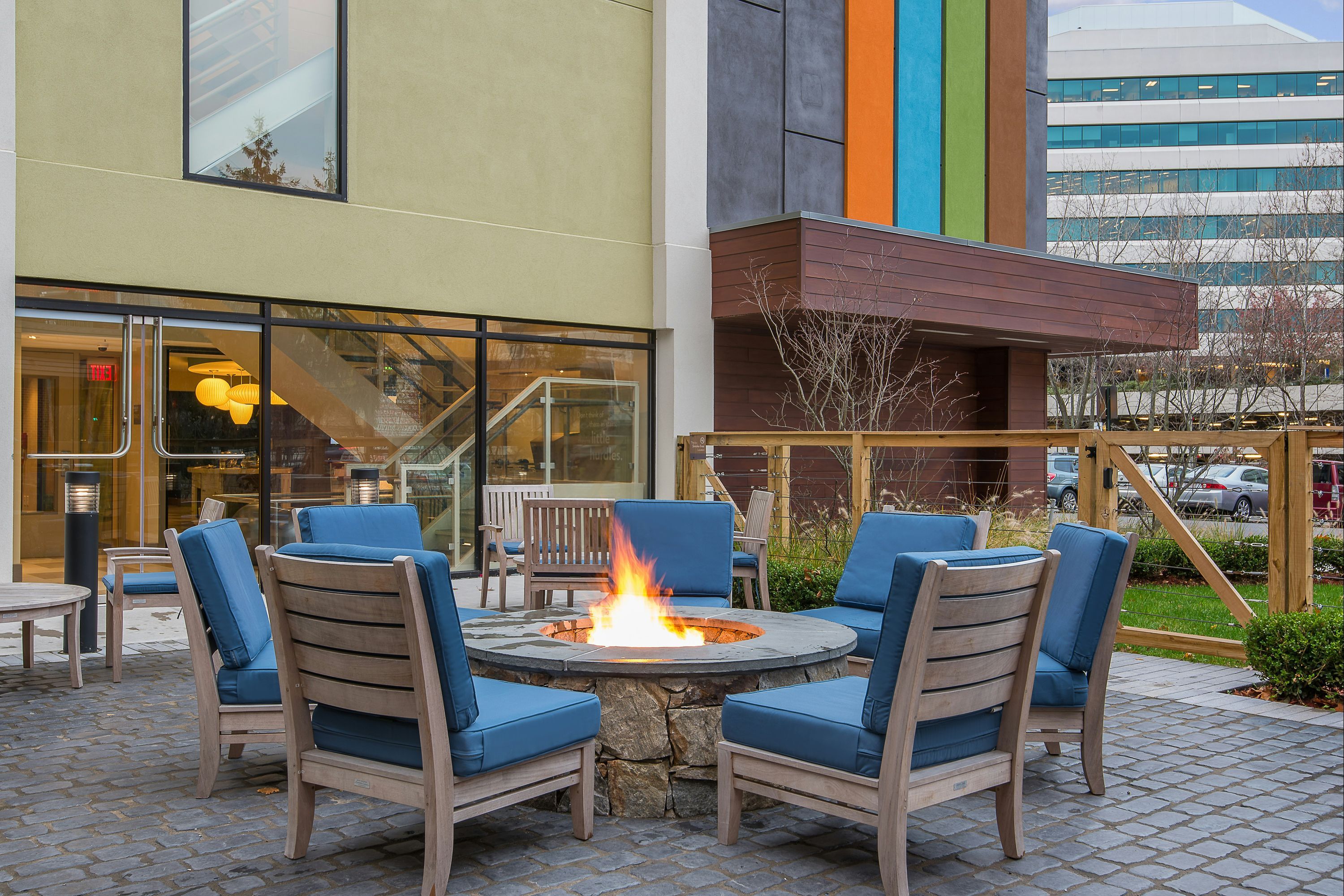 EVEN Hotel Norwalk, an IHG Hotel - נורווק - פטיו