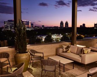 AC Hotel By Marriott Atlanta Perimeter - Dunwoody - Varanda