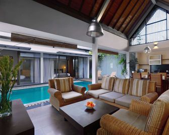 Kamuela Villas Lagoi Bay Bintan - Lagoi - Sala de estar