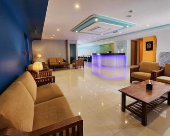 Aquavista Hotel & Suites - Акаба - Лоббі