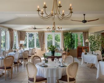 Logis Le Fleuray - אמבויז - מסעדה