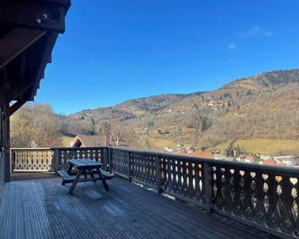 A real chalet with a view, sleeping up to 6, that's the Cha'pin, - La Bresse