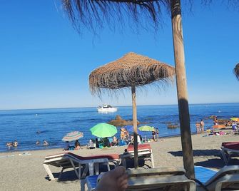 Well Appointed 2 Bedroom, 2 Bathroom Apartment At The Pool Area - Manilva - Playa