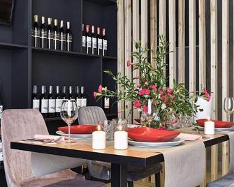 Hotel Arche Geologiczna - Warsaw - Dining room