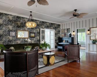 Relax in Mele Suite - Historic Stay - Wailuku - Sala de estar