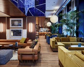 Radisson Blu Hotel, Barcelona Sagrada Familia - Barcelona - Lounge