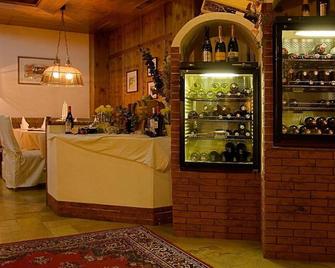 Hotel Tia Apart - Kaunertal - Bar