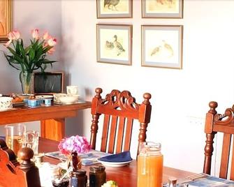 Tamboti Ridge Bed and Breakfast - Pongola - Dining room