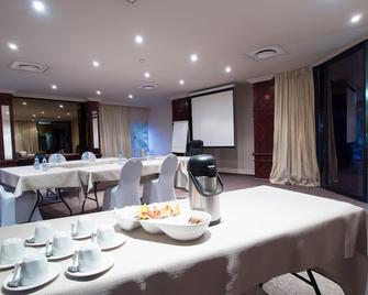 Albany Hotel - Durban - Restaurant