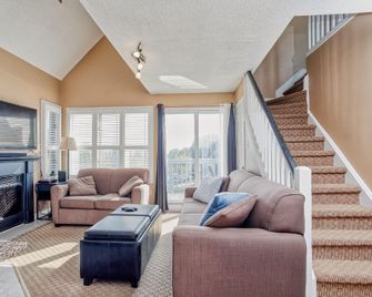 Condo 708 at North Creek Resort - The Blue Mountains - Living room