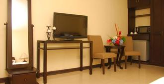 The Suites at Calle Nueva - Bacolod