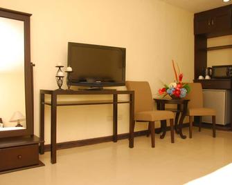 The Suites at Calle Nueva - Thành phố Bacolod