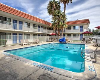Motel 6-Vacaville, Ca - Vacaville - Uima-allas