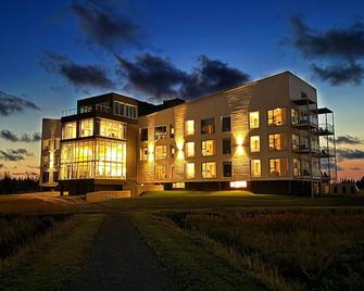 Blackbush Beach Resort - York - Edificio