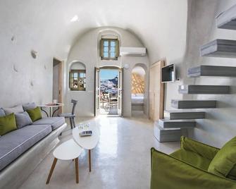 Rhenia's Villas - Oia - Living room