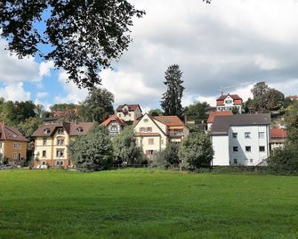 Romantic country house directly below the castle in Pappenheim - 파펜하임 - 건물