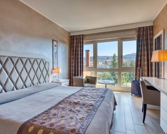 Parc Hotel Gritti - ברדולינו - חדר שינה