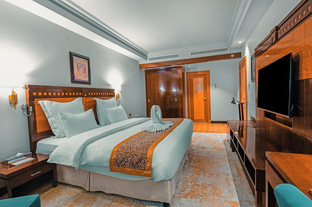 Ramada by Wyndham Riyadh thumbnail 3