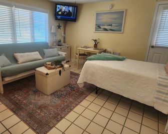 Mandalay Bay Studio - Clearwater Beach