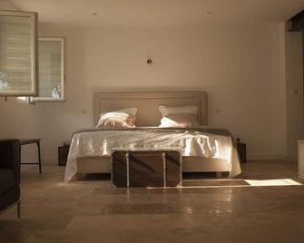 Cocooning Apartment And Spa - Venelles - Chambre