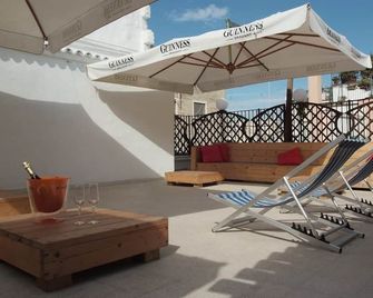 Saint Patrick B&B Guesthouse - Barletta - Balcony