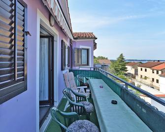 Apartments Anka 1223 - Peroj - Balkon