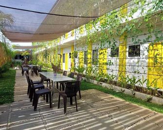 Bc Lodge - Arrecife - Patio