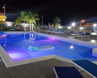 Villa Etna Sea - Piedimonte Etneo - Piscina