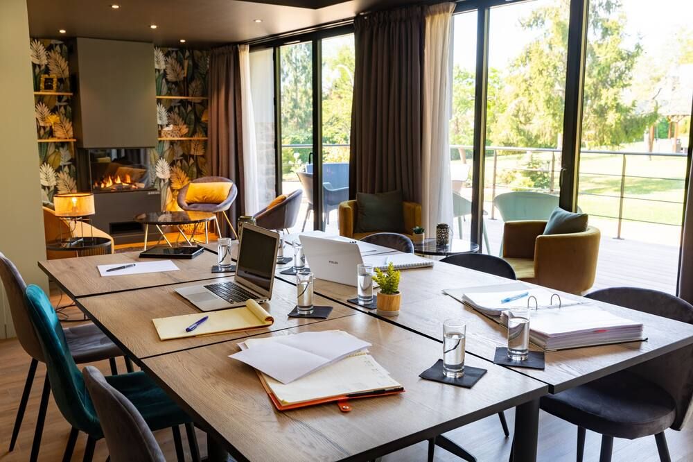 Hotel De La Pommeraie - לה מה - מסעדה