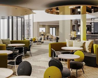 ibis Styles Pertuis Portes du Luberon - Pertuis - Lounge