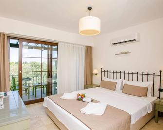 Assos Oleas Hotel - Sazli - Habitación