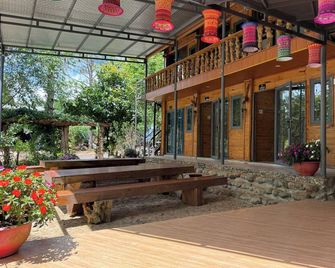 Gio Homestay 3 Mang Den - Kon Tum - Patio